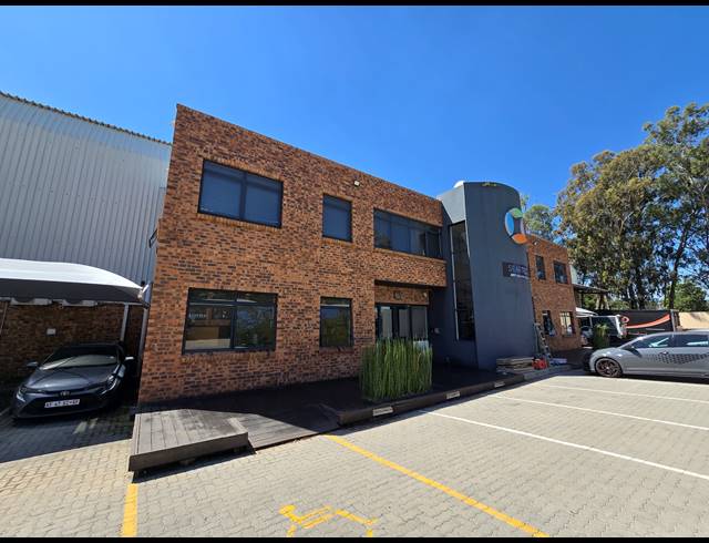 3,384M² WAREHOUSE TO LET IN TUNNEY